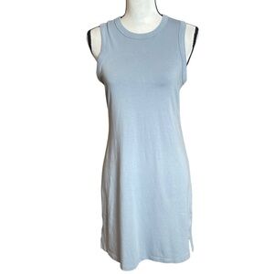 Lululemon classic fit cotton blend light blue dress size 4